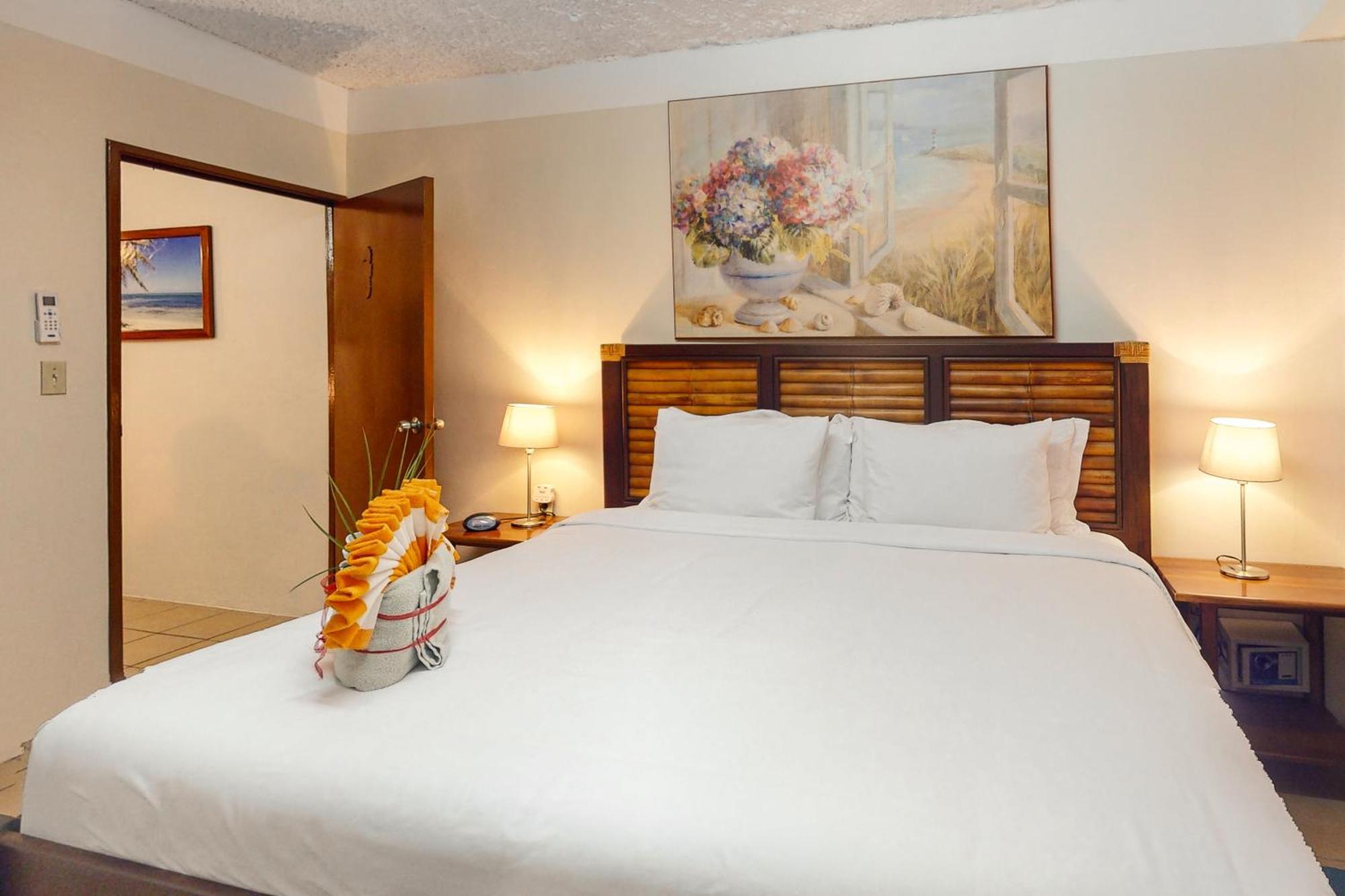 Hummingbird Home Suites San Pedro  Cameră foto