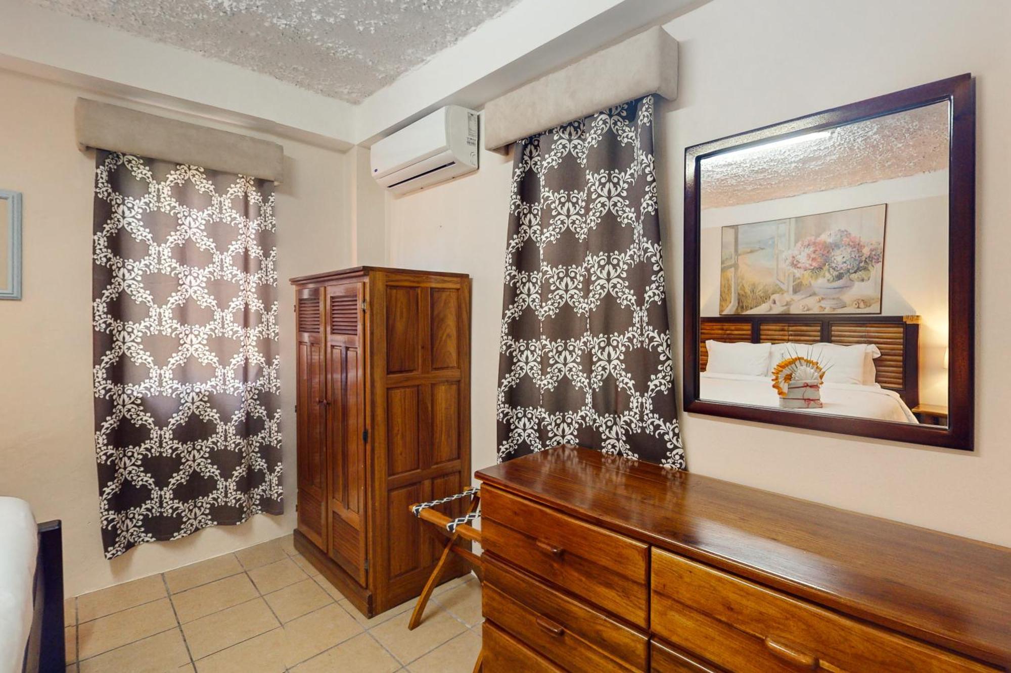 Hummingbird Home Suites San Pedro  Cameră foto